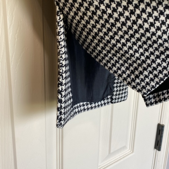 Houndstooth Skirt - Picture 3 of 5